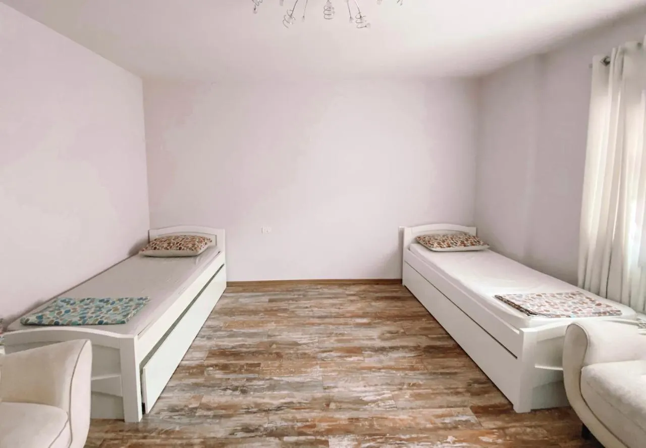 Cozy And Spacious Two Bedroom Apartment In Shëngjin