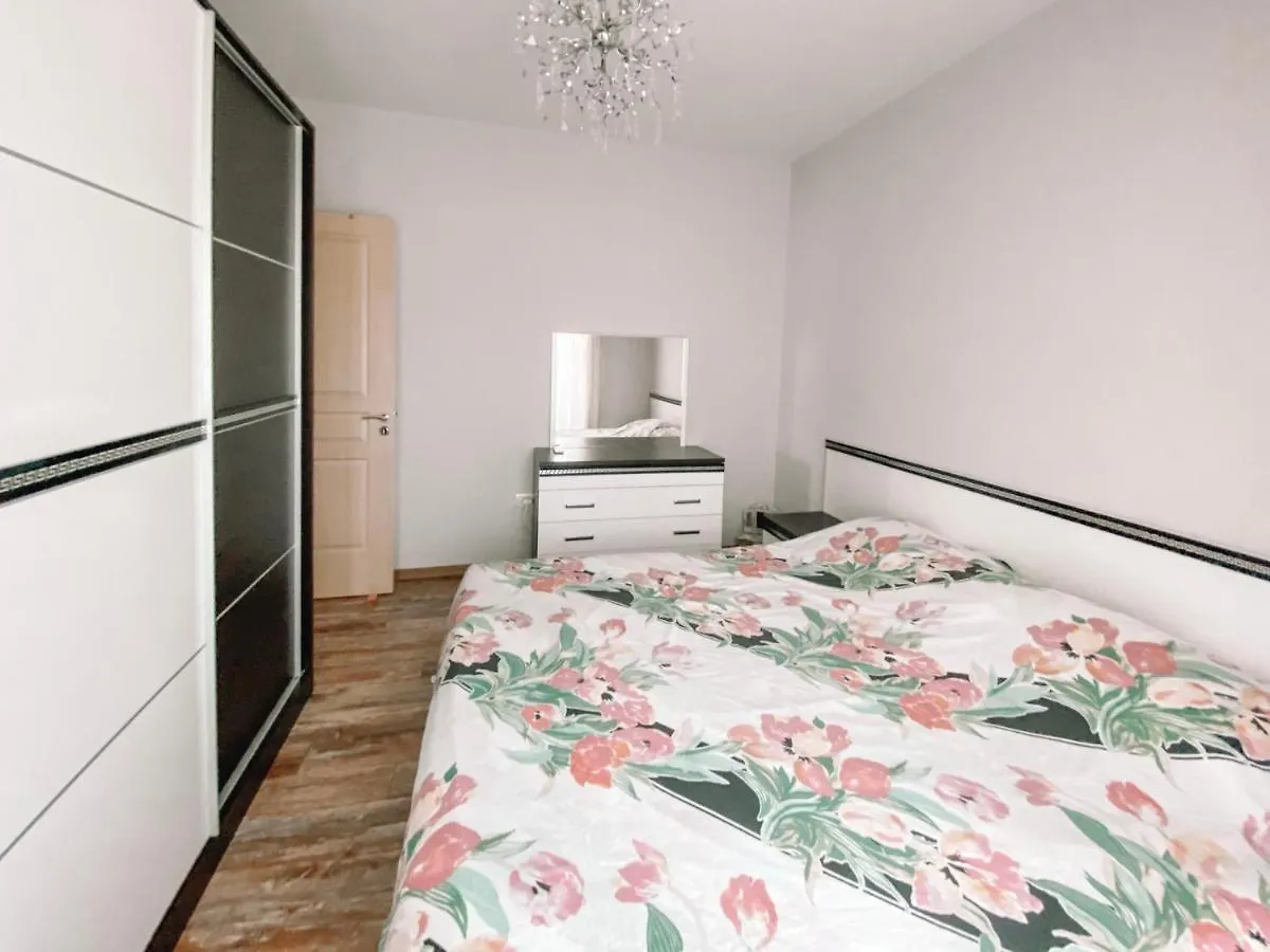 Cozy And Spacious Two Bedroom Apartment In Shëngjin