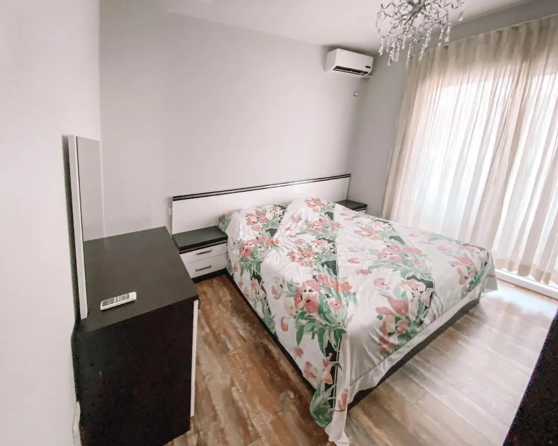 Cozy And Spacious Two Bedroom Apartment In Shëngjin